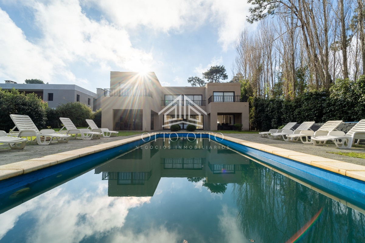 Apartamento de lujo con vista al mar